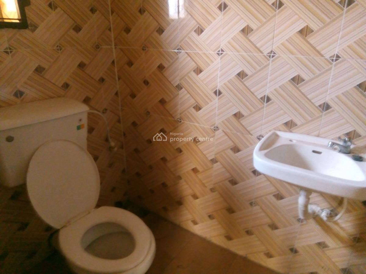 Exquisitely Finished 3-bedroom Apartment with Requisite Facilities, Akede Crescent, Opposite Bcos, Ibadan, Oyo, Flat / Apartment for Rent