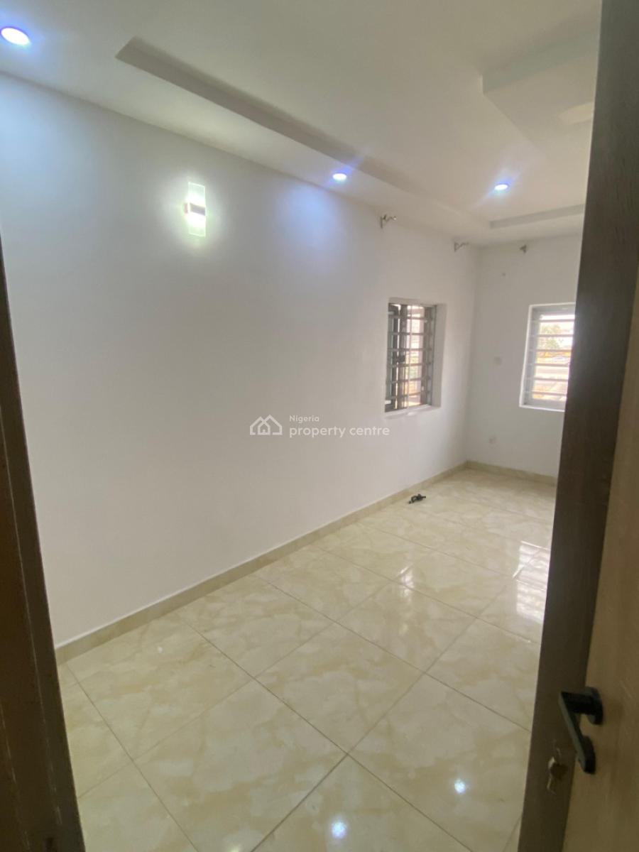 Lovely 3bedroom Flat on The Second Floor Along a Tarred Road, Jahi, Abuja, Flat / Apartment for Rent