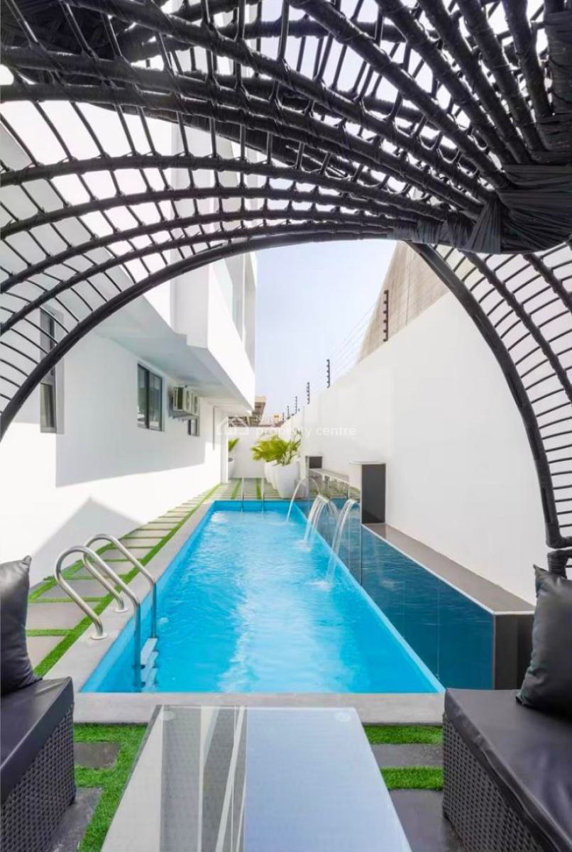 Luxury 3 Bedroom Apartment with Ps 5, Bathtub , Balconies,walk in Clos, Lekki Phase 1, Lekki, Lagos, Flat / Apartment Short Let