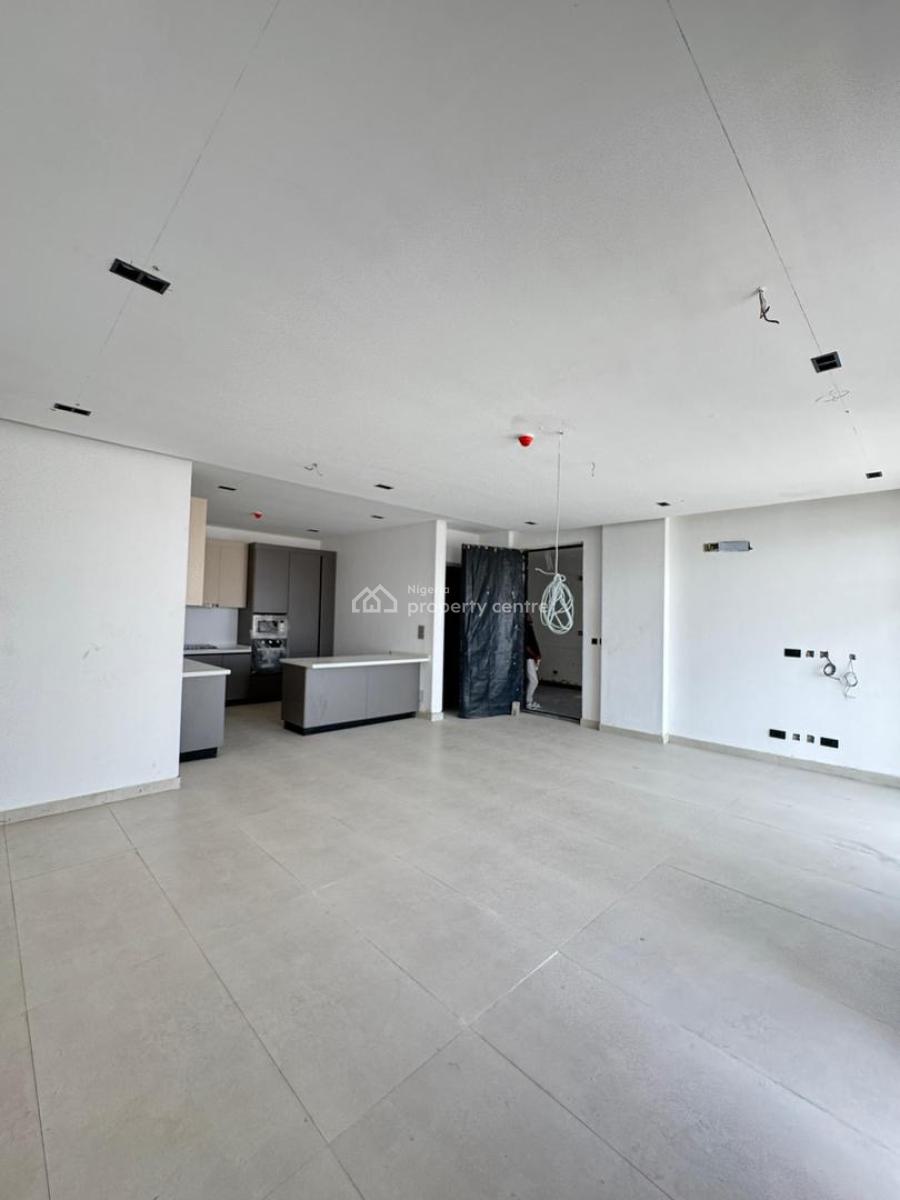 Exquisitely Finished 2 Bedroom Apartment with Elevator Suitable, Lekki Phase 1, Lekki, Lagos, Flat / Apartment for Sale