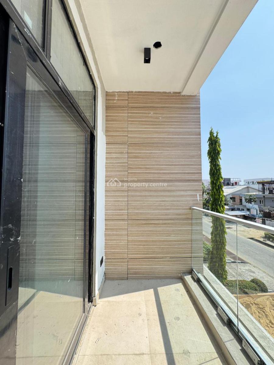 Exquisitely Finished 2 Bedroom Apartment with Elevator Suitable, Lekki Phase 1, Lekki, Lagos, Flat / Apartment for Sale