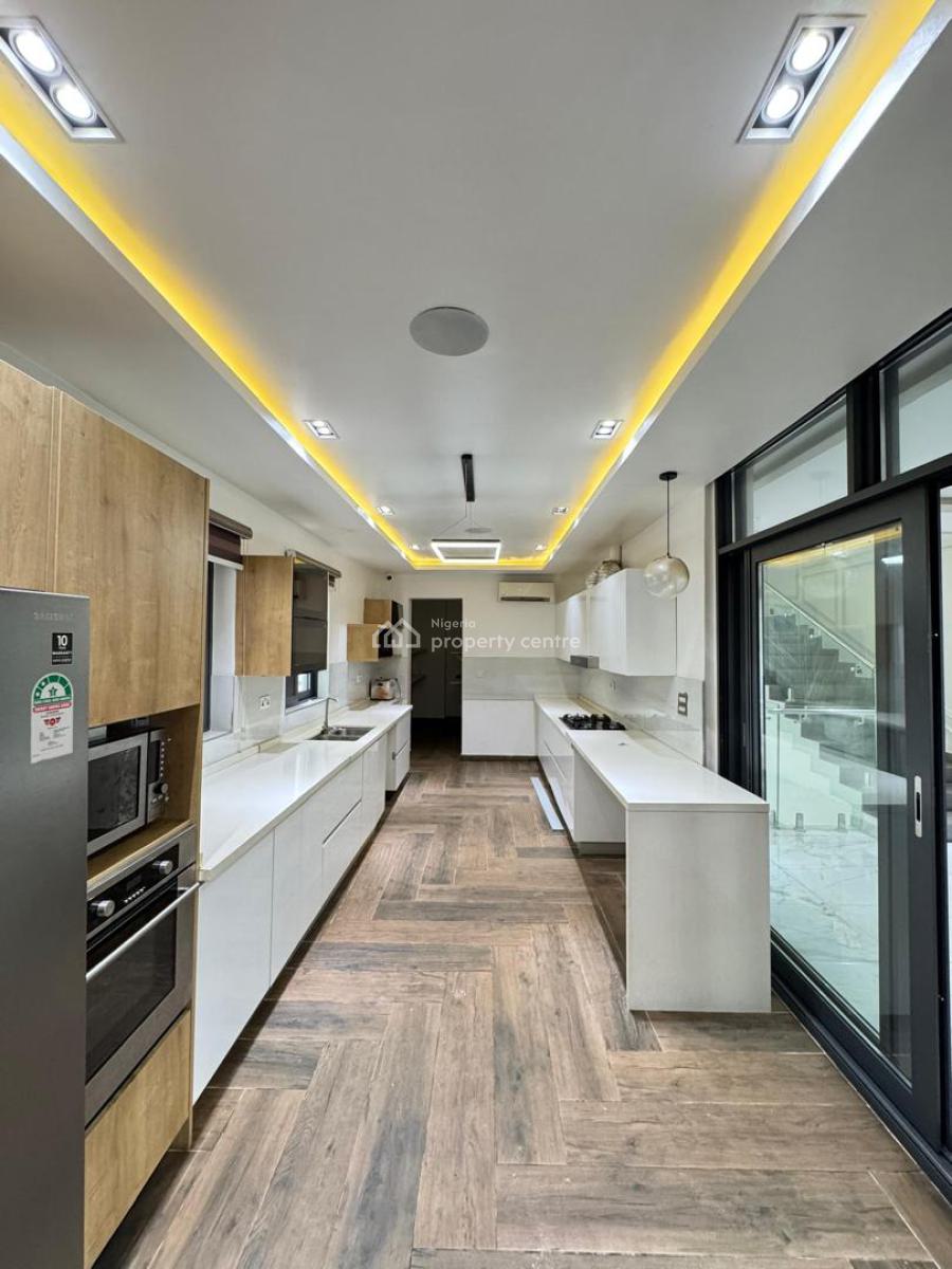 Luxury and Well Maintained 5 Bedroom Semi Detached Duplex, Off Mobolaji Johnson Ikoyi Lagos, Old Ikoyi, Ikoyi, Lagos, Semi-detached Duplex for Sale