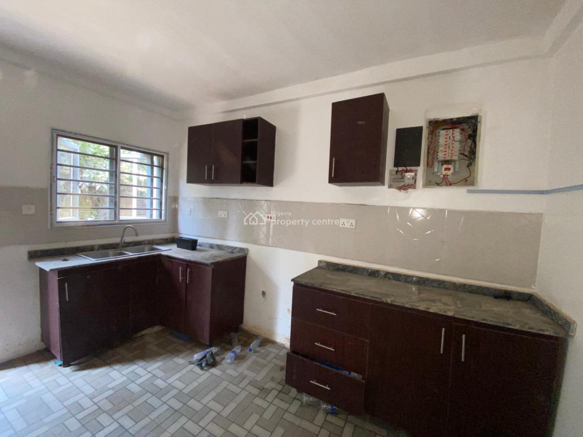 Lovely 4 Bedroom Apartment, in a Secured Estate, Life Camp, Abuja, Flat / Apartment for Rent