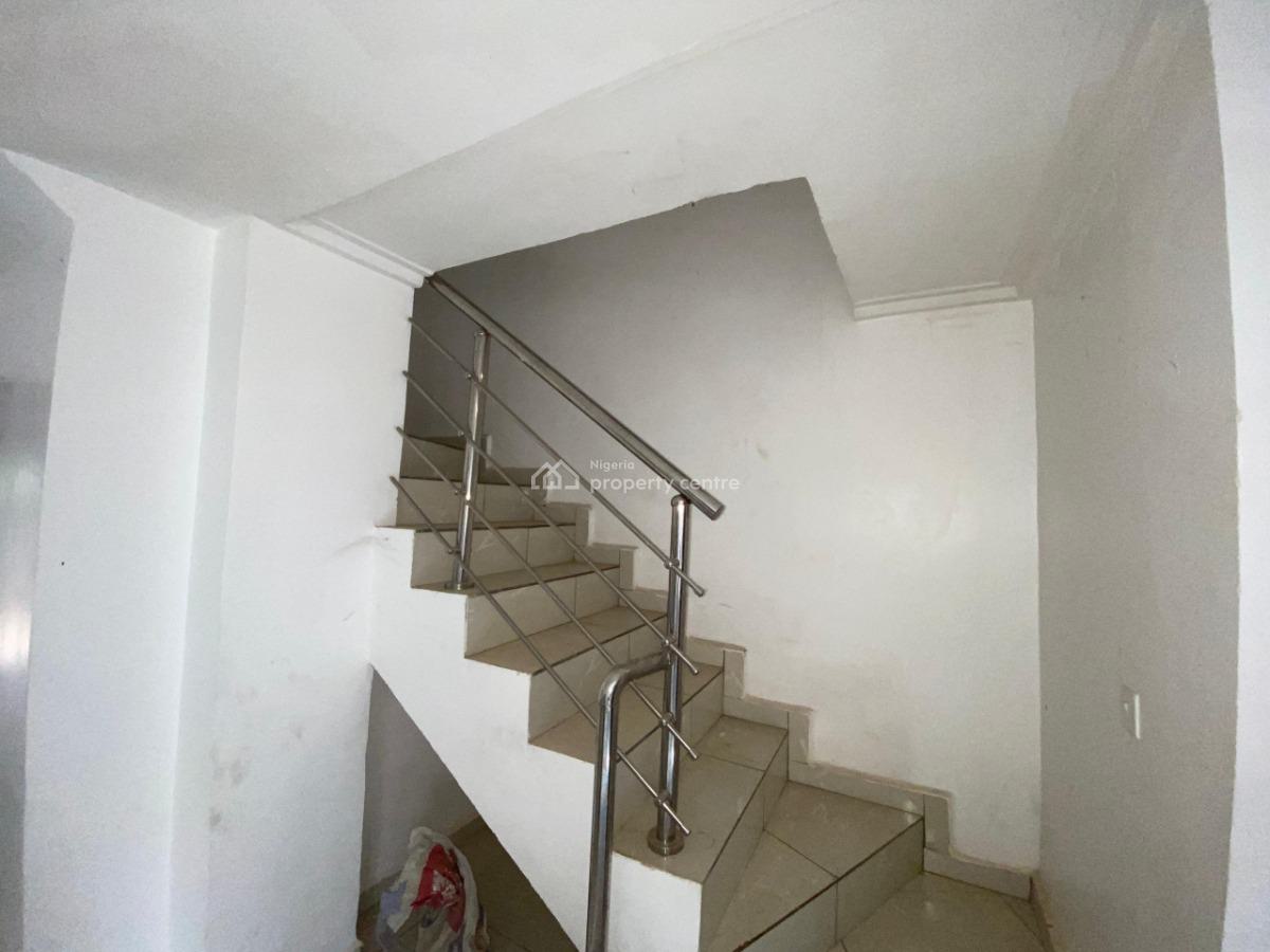 Lovely 4 Bedroom Apartment, in a Secured Estate, Life Camp, Abuja, Flat / Apartment for Rent