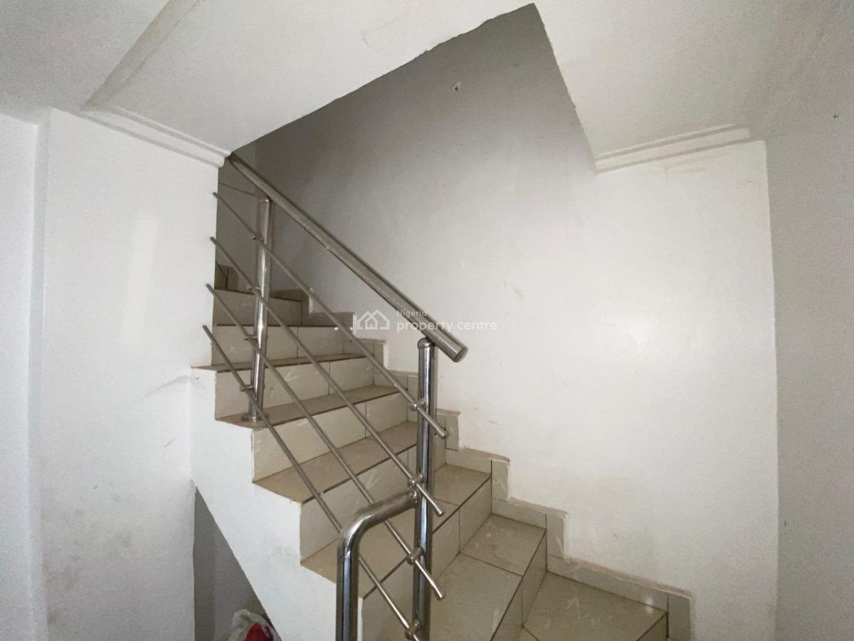 Lovely 4 Bedroom Apartment, in a Secured Estate, Life Camp, Abuja, Flat / Apartment for Rent