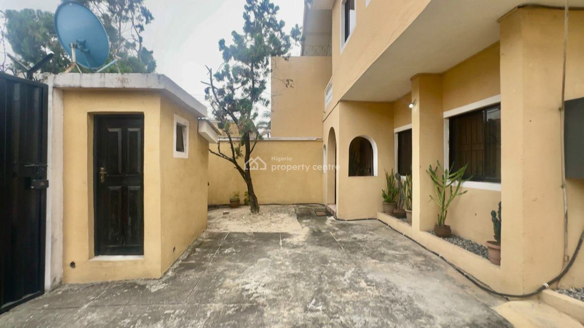 4 Bed Semi Detached in a Gated Estate with Miniflat Bq, Off Adewunmi Adebimpe Drive, Lekki Phase 1, Lekki, Lagos, Semi-detached Duplex for Sale