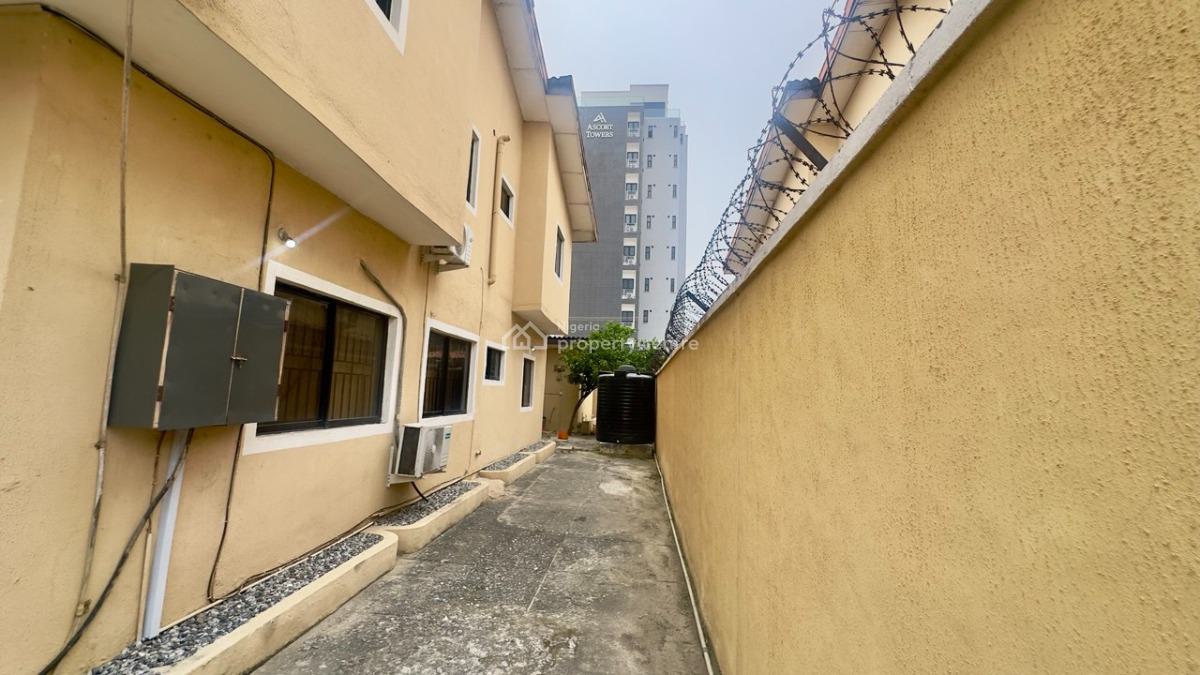 4 Bed Semi Detached in a Gated Estate with Miniflat Bq, Off Adewunmi Adebimpe Drive, Lekki Phase 1, Lekki, Lagos, Semi-detached Duplex for Sale