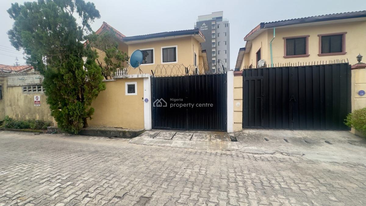 4 Bed Semi Detached in a Gated Estate with Miniflat Bq, Off Adewunmi Adebimpe Drive, Lekki Phase 1, Lekki, Lagos, Semi-detached Duplex for Sale