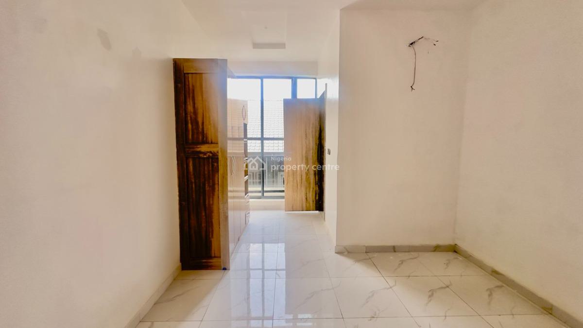 Newly Built 2 Bedroom Apartment with Swimming Pool, Off Spg Road, Ologolo, Lekki, Lagos, Flat / Apartment for Sale