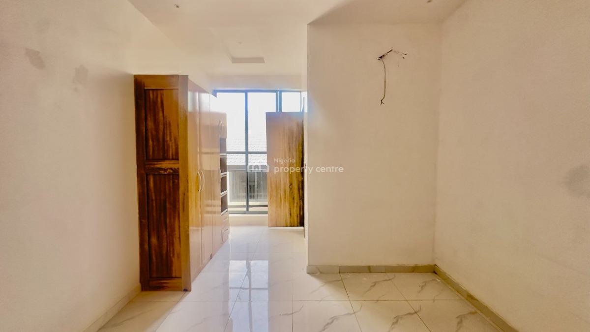 Newly Built 2 Bedroom Apartment with Swimming Pool, Off Spg Road, Ologolo, Lekki, Lagos, Flat / Apartment for Sale