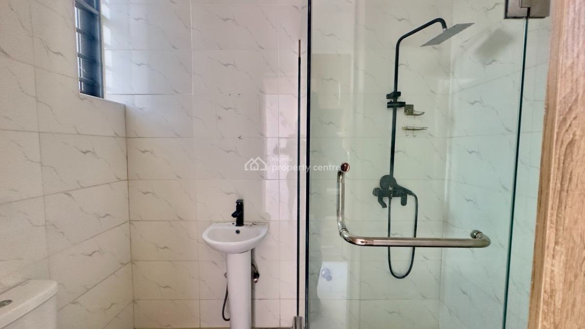 Newly Built 2 Bedroom Apartment with Swimming Pool, Off Spg Road, Ologolo, Lekki, Lagos, Flat / Apartment for Sale