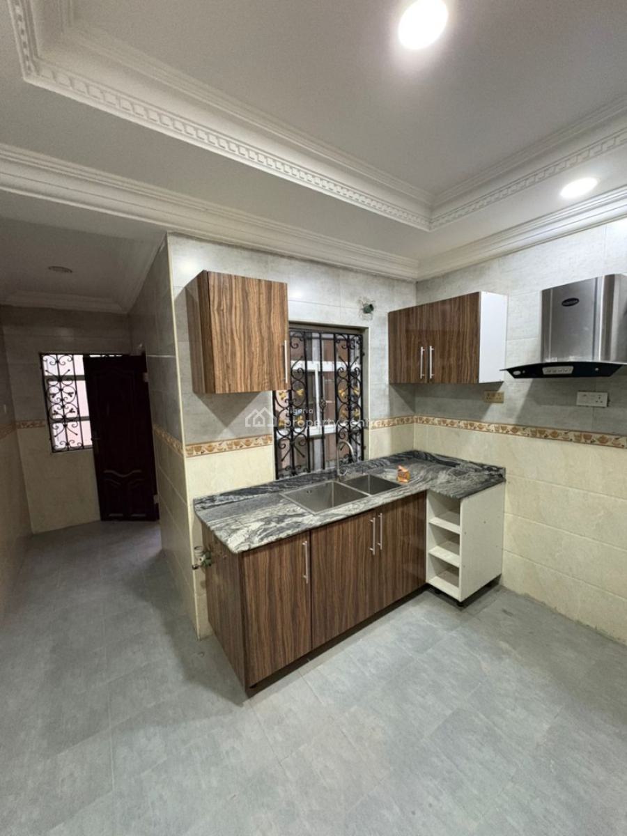 Brand-new Spacious 3-bedroom Apartment with Modern Finishes, Lekki Phase 1, Lekki, Lagos, Flat / Apartment for Rent