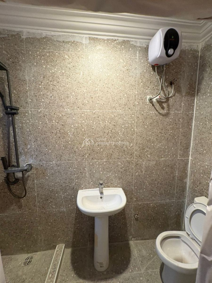 Brand-new Spacious 3-bedroom Apartment with Modern Finishes, Lekki Phase 1, Lekki, Lagos, Flat / Apartment for Rent