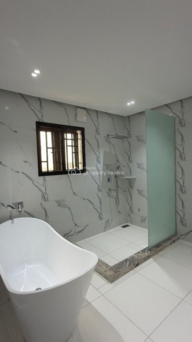 Luxury 5-bedroom Detached Duplex with Bq in The City Center with C of, Asokoro Main, Asokoro District, Abuja, Terraced Duplex for Sale