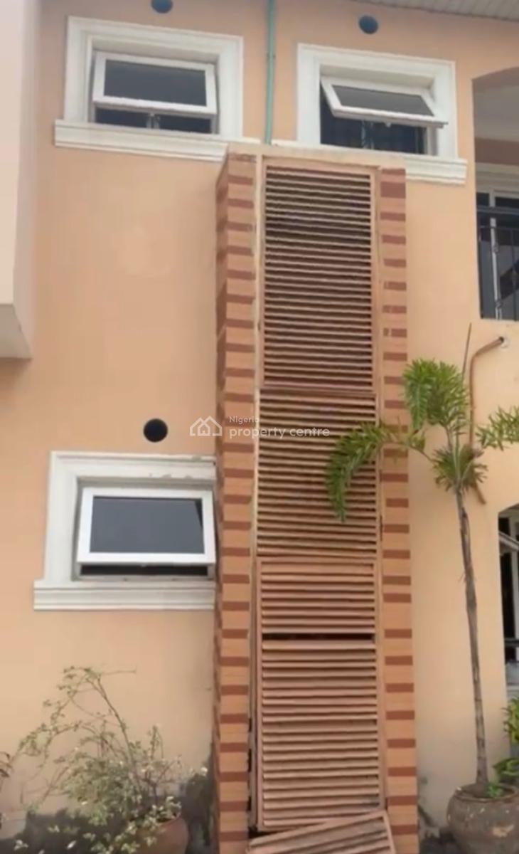 Luxury 2bedroom Apartment, Lekki Phase 1, Lekki, Lagos, Office Space for Rent