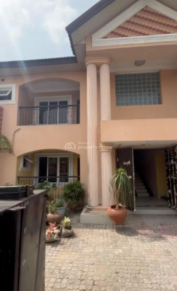 Luxury 2bedroom Apartment, Lekki Phase 1, Lekki, Lagos, Office Space for Rent