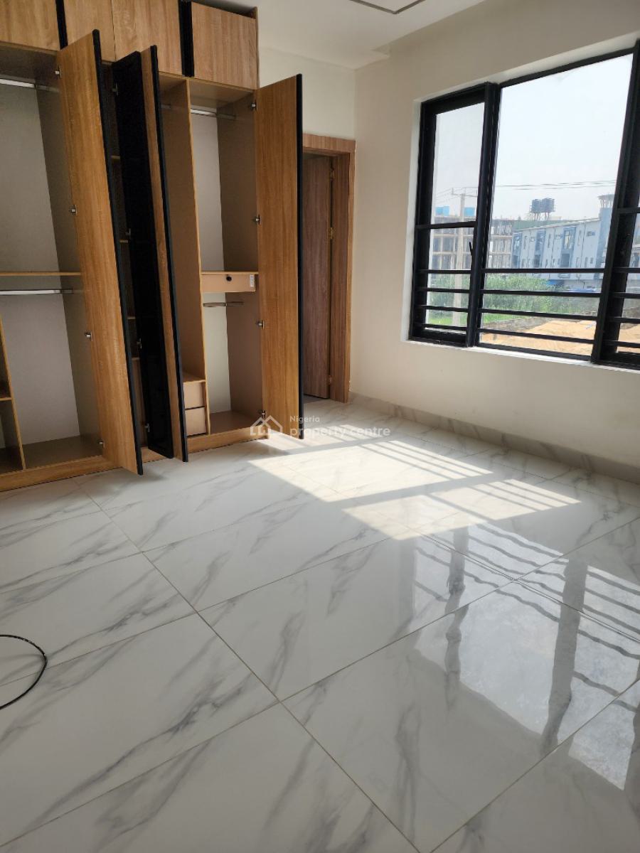 2 Bedroom Luxury Apartment, Lekki Phase 1, Lekki, Lagos, Flat / Apartment for Sale