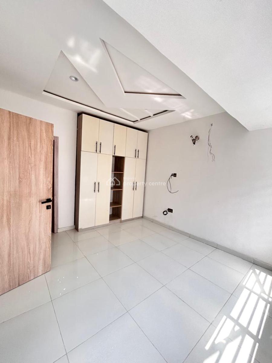 2 Bedroom  Terrace Duplex  in a Well Secured  Estate, Orchid, Lekki, Lagos, Terraced Duplex for Sale