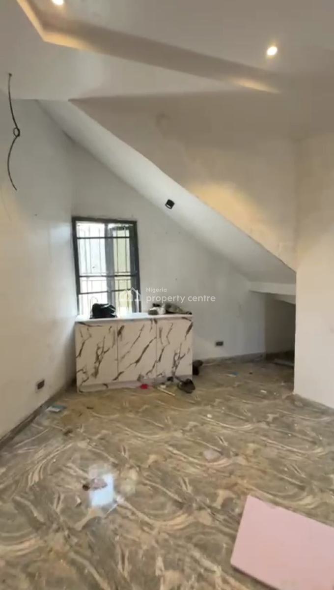 Spacious 1bedroom Flat with 2toilet 1bath, Chevron Alternative, Lekki, Lagos, Mini Flat (room and Parlour) for Rent