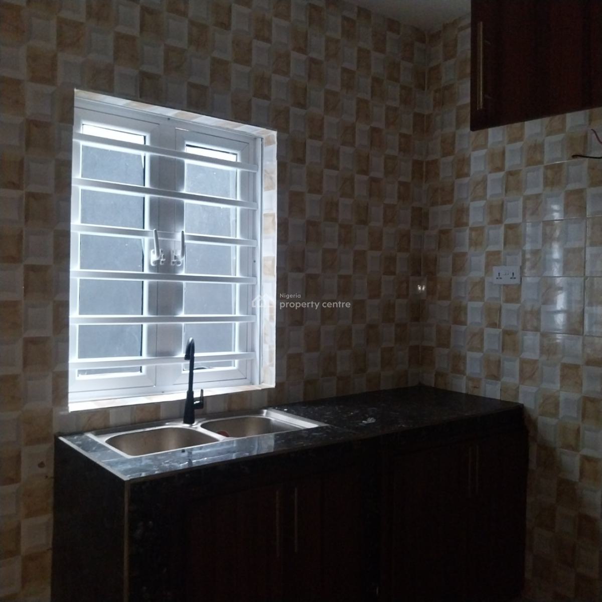 Well Tastefully  Built  2bedroom  Flat at Magboro, Magboro, Magboro, Ogun, Flat / Apartment for Rent