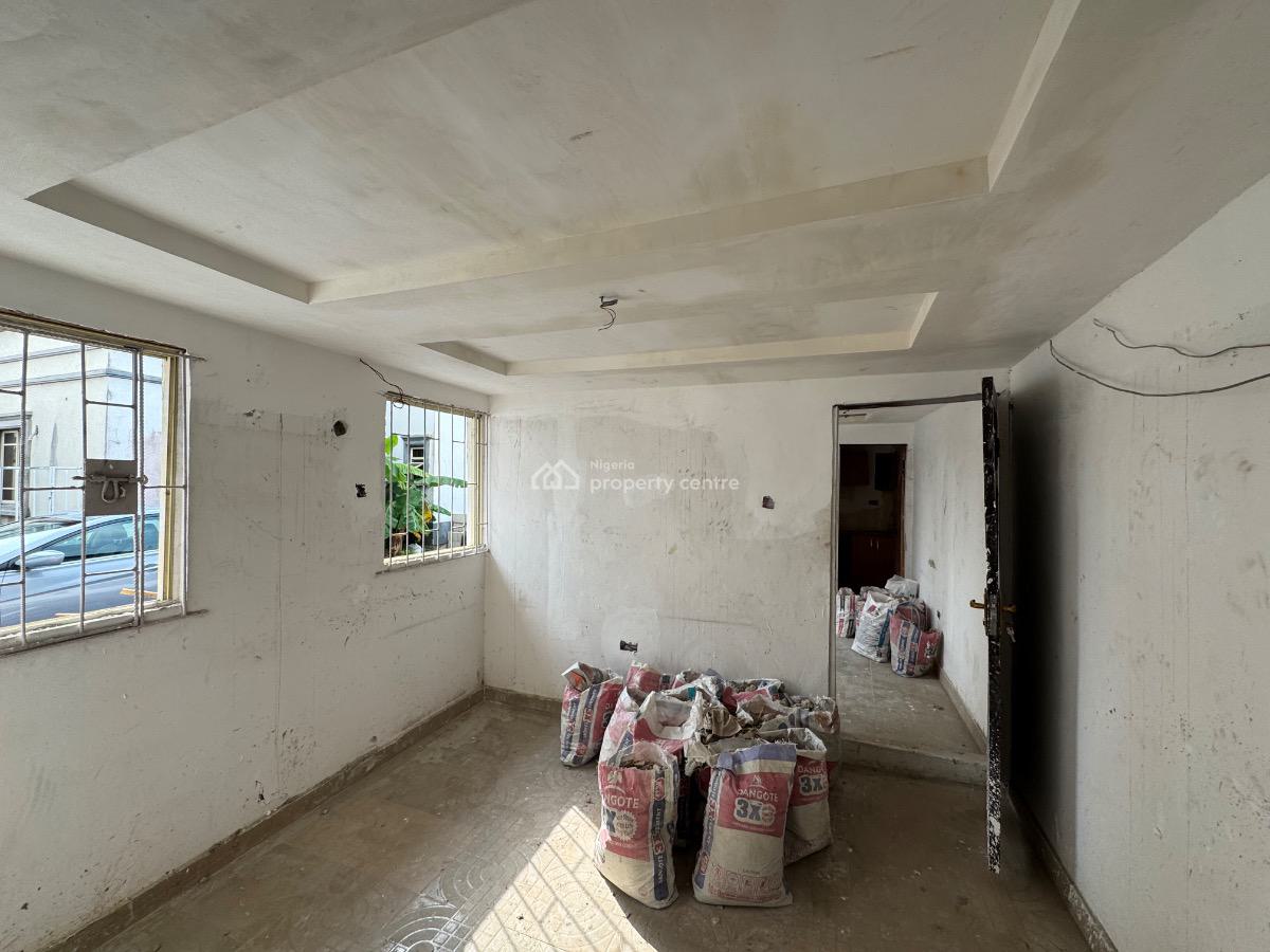 a Fully Serviced Mini Flat with 2 Toilets, Lekki Phase 1, Lekki, Lagos, Mini Flat (room and Parlour) for Rent