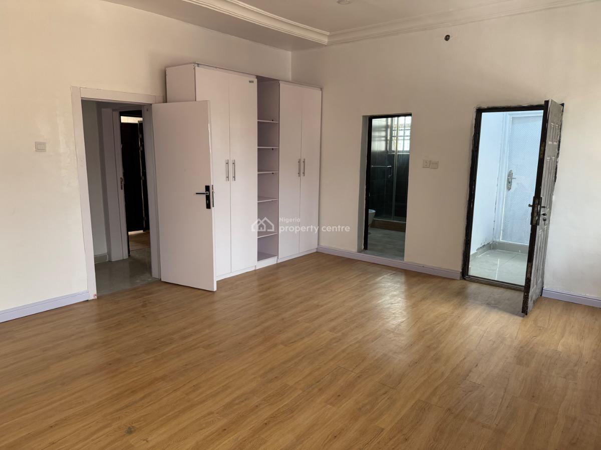 a Big Studio Apartment, Off Admiralty Way, Lekki Phase 1, Lekki, Lagos, Self Contain (single Rooms) for Rent