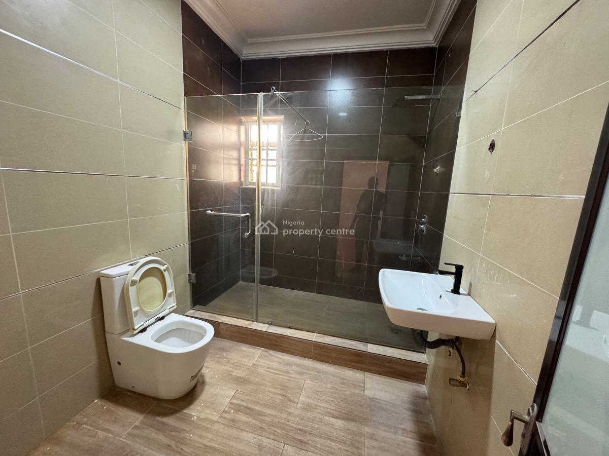 a Big Studio Apartment, Off Admiralty Way, Lekki Phase 1, Lekki, Lagos, Self Contain (single Rooms) for Rent