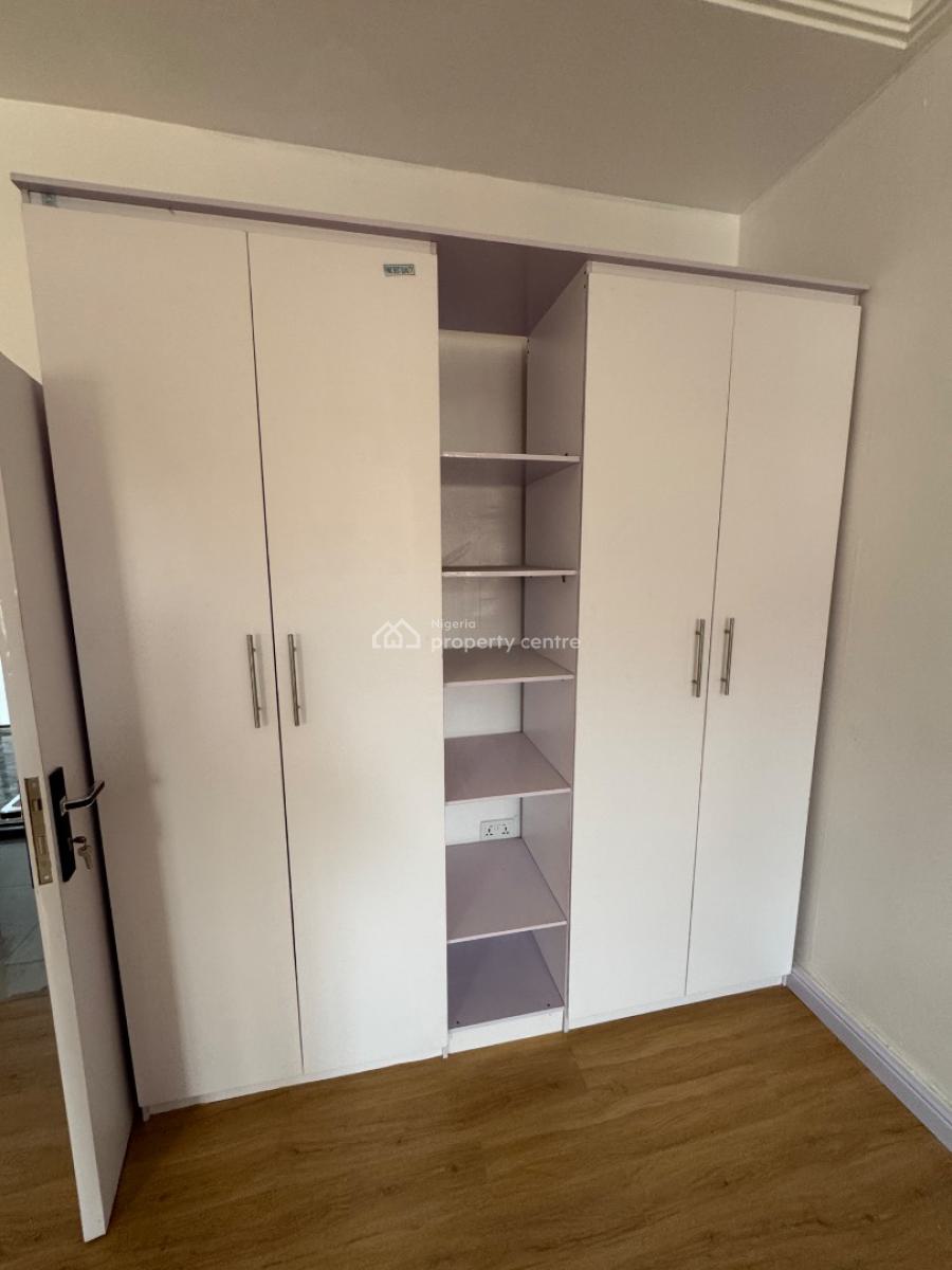 a Big Studio Apartment, Off Admiralty Way, Lekki Phase 1, Lekki, Lagos, Self Contain (single Rooms) for Rent