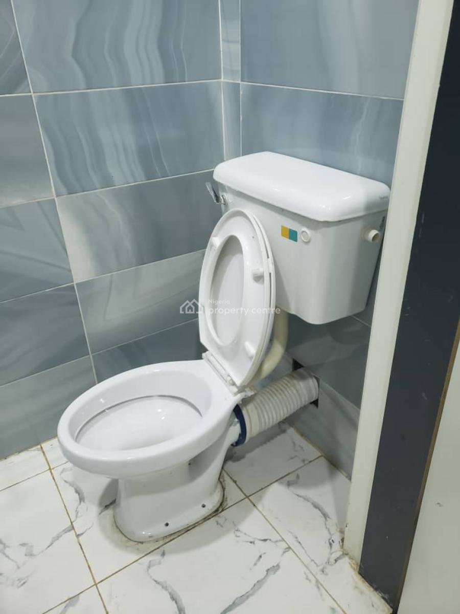 Funished Bq, Royal Pine Estate Orchid Road, Lekki, Lagos, Self Contain (single Rooms) for Rent