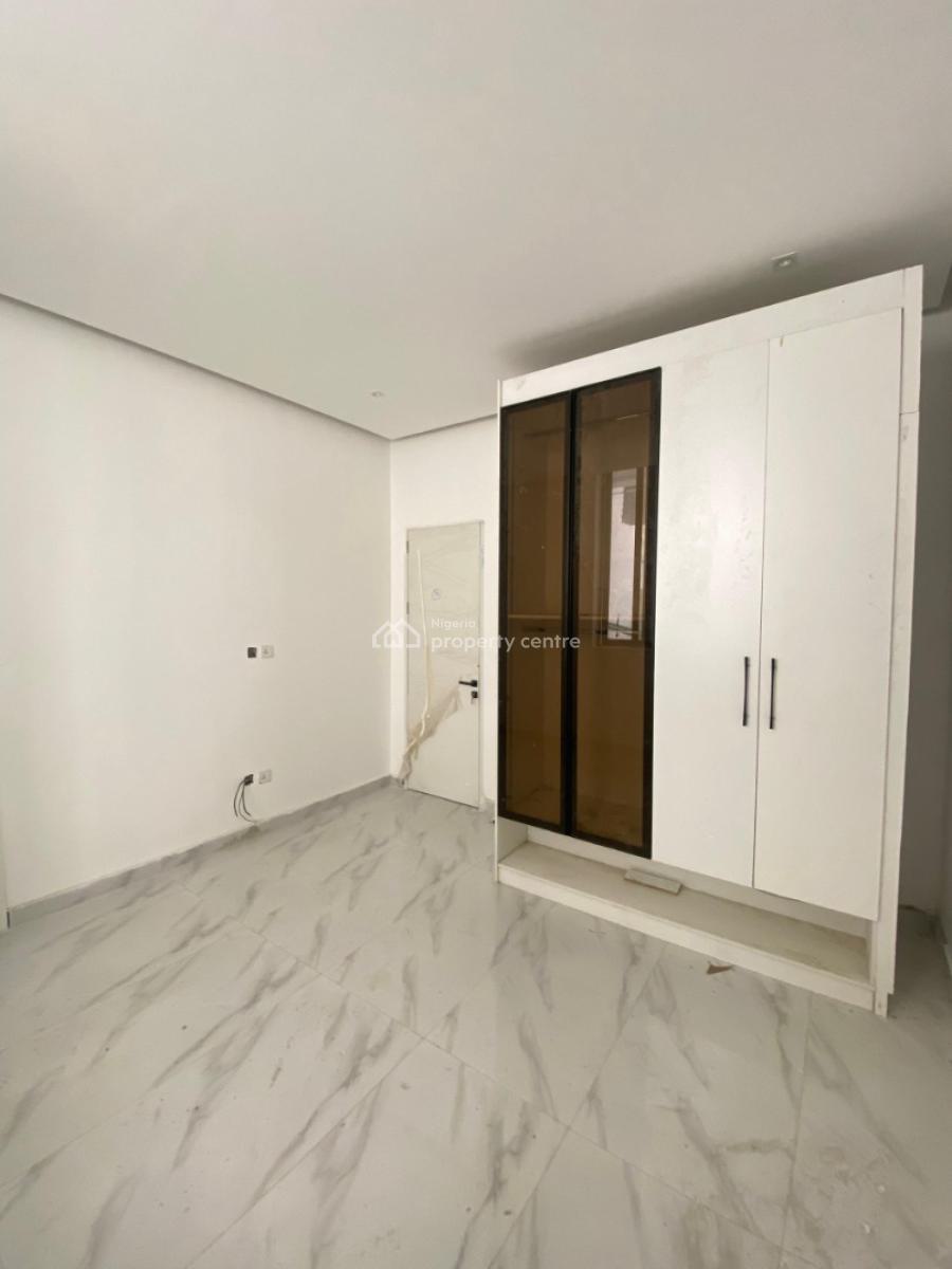 Lovely 1 Bedroom Serviced Apartment, Lekki, Lagos, Block of Flats for Sale