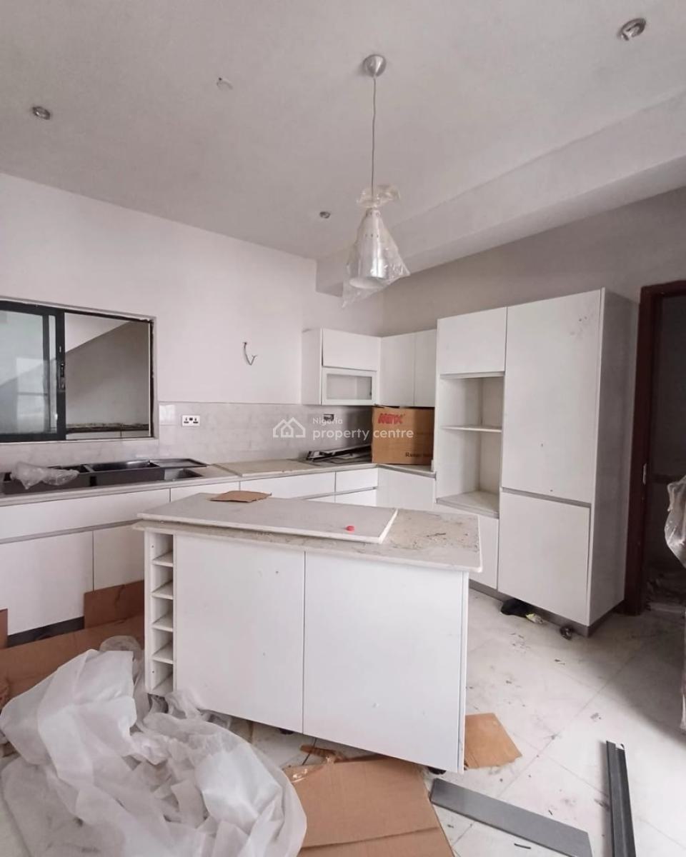 3 Bedroom Maisonette Plus Bq Available, Off Freedom Way, Lekki, Lagos, Flat / Apartment for Rent