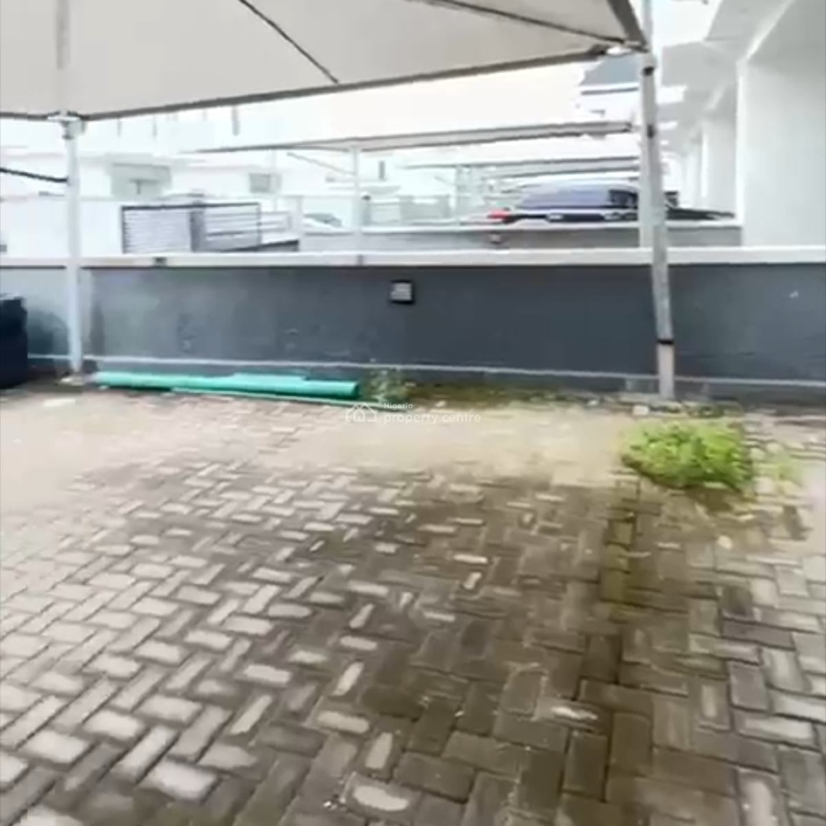 Distress Sharp Specious 4 Bedroom Detached Duplex, Orchid Road, Lekki, Lagos, Detached Duplex for Sale