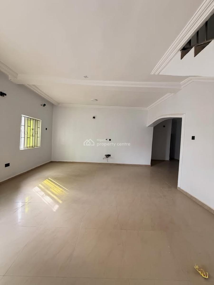 Nice Finished 3 Bedroom Semi-detached Duplex with Bq, Kado, Abuja, Semi-detached Duplex for Rent