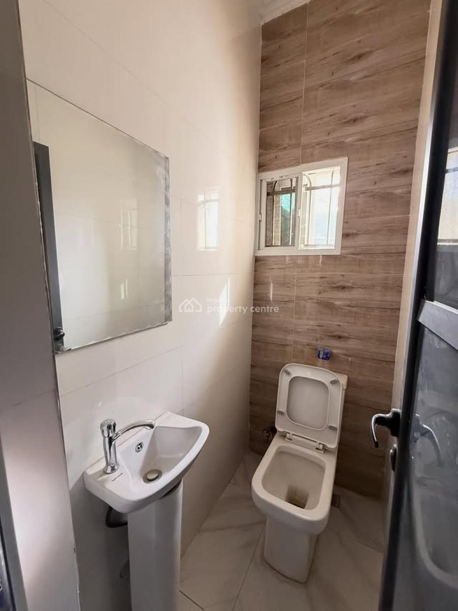 Nice Finished 3 Bedroom Semi-detached Duplex with Bq, Kado, Abuja, Semi-detached Duplex for Rent