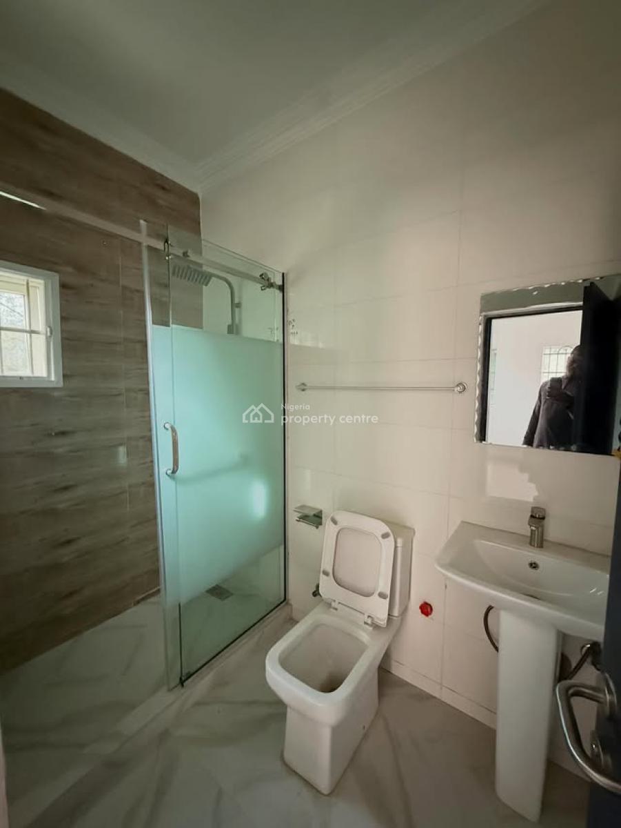 Nice Finished 3 Bedroom Semi-detached Duplex with Bq, Kado, Abuja, Semi-detached Duplex for Rent