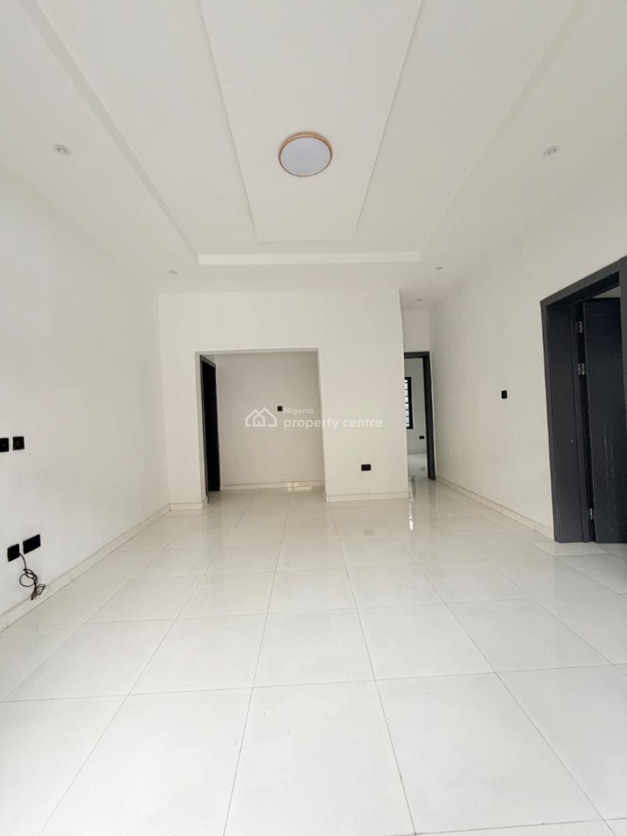 Lovely 3 Bedroom Apartment in a Lovely Location, Gra Phase 2, Magodo, Lagos, Flat / Apartment for Sale