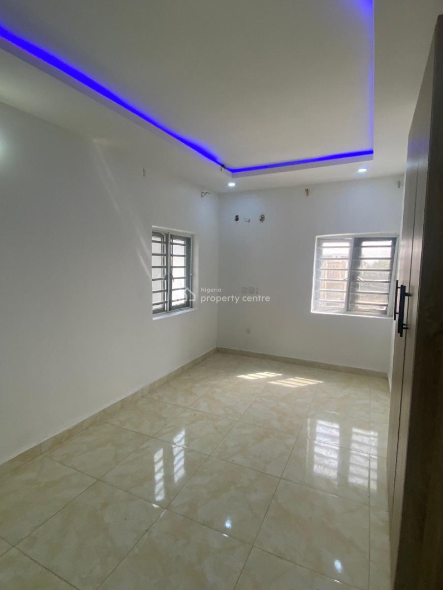Lovely 3bedroom Apartment on The Second Floor, Jahi, Abuja, Flat / Apartment for Rent