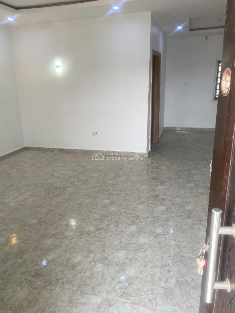 Lovely 3bedroom Apartment on The Second Floor, Jahi, Abuja, Flat / Apartment for Rent