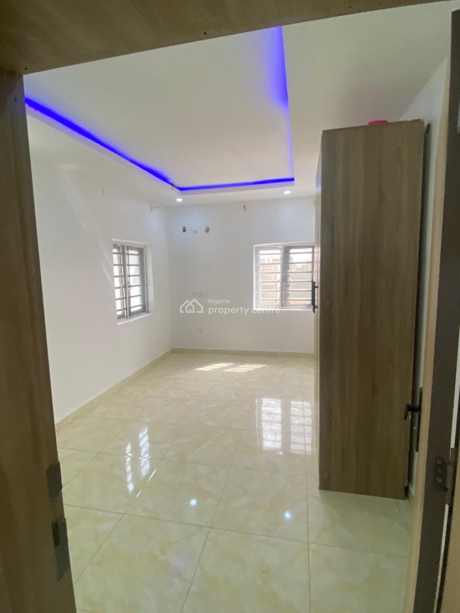 Lovely 3bedroom Apartment on The Second Floor, Jahi, Abuja, Flat / Apartment for Rent