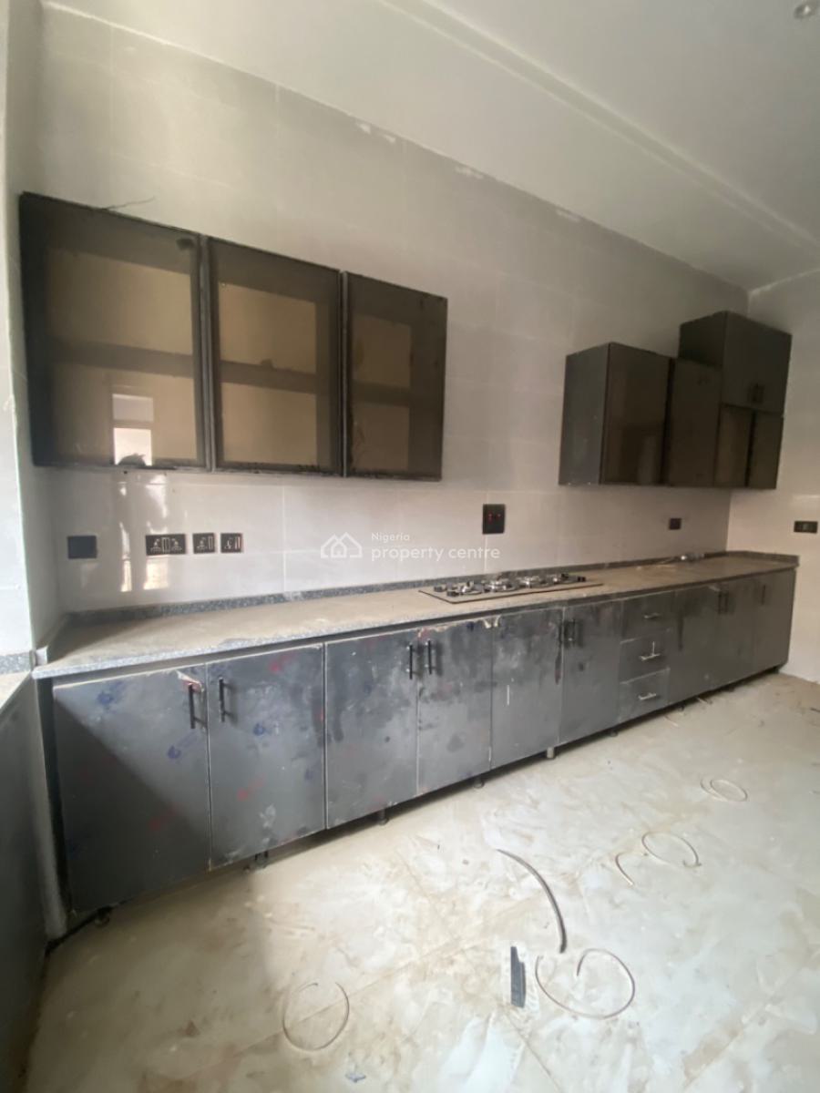 Luxury 2 Bedroom Flat , Partially Furnished, with Ac , Lift, Rooftop, Area 1, Garki, Abuja, Flat / Apartment for Sale