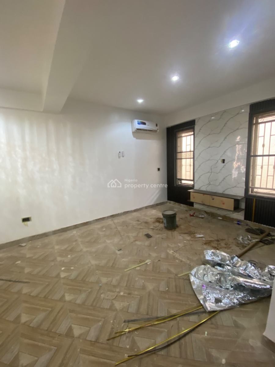 Luxury 2 Bedroom Flat , Partially Furnished, with Ac , Lift, Rooftop, Area 1, Garki, Abuja, Flat / Apartment for Sale