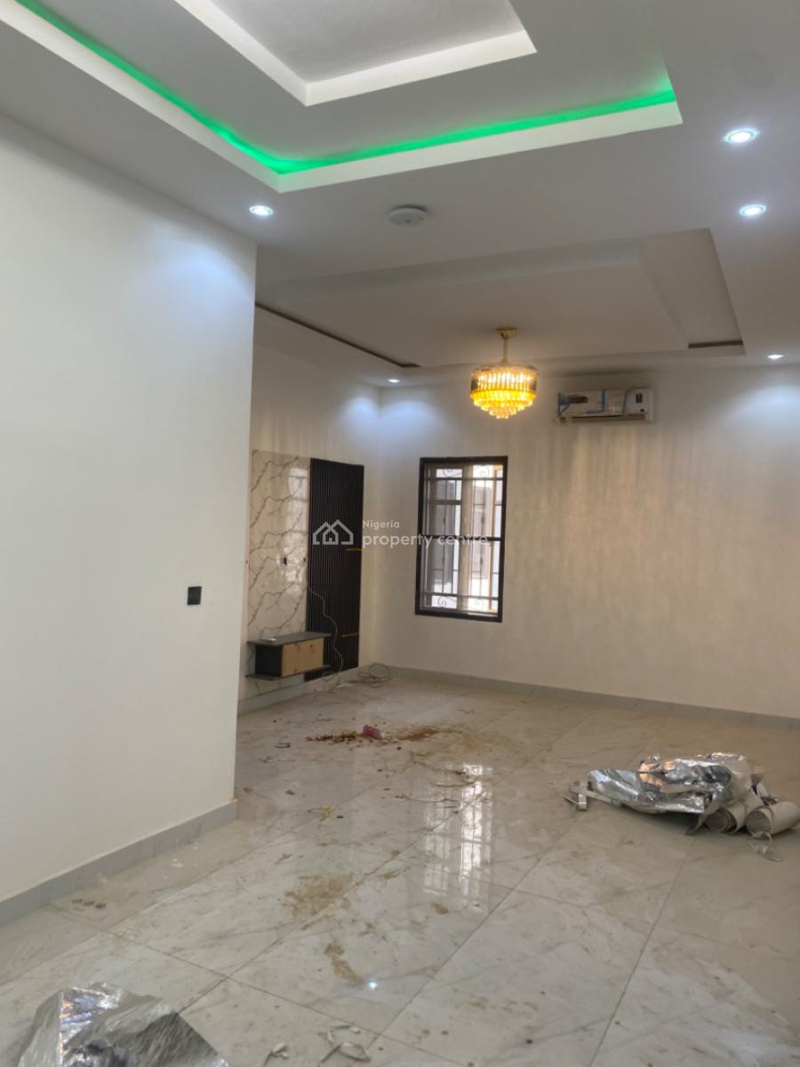 Luxury 2 Bedroom Flat , Partially Furnished, with Ac , Lift, Rooftop, Area 1, Garki, Abuja, Flat / Apartment for Sale