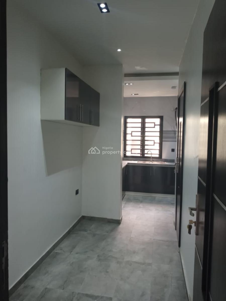 4 Bedroom Terrace Duplex with Maids Room, Laundry, Personal Backyard, Old Ikoyi, Ikoyi, Lagos, Terraced Duplex for Sale