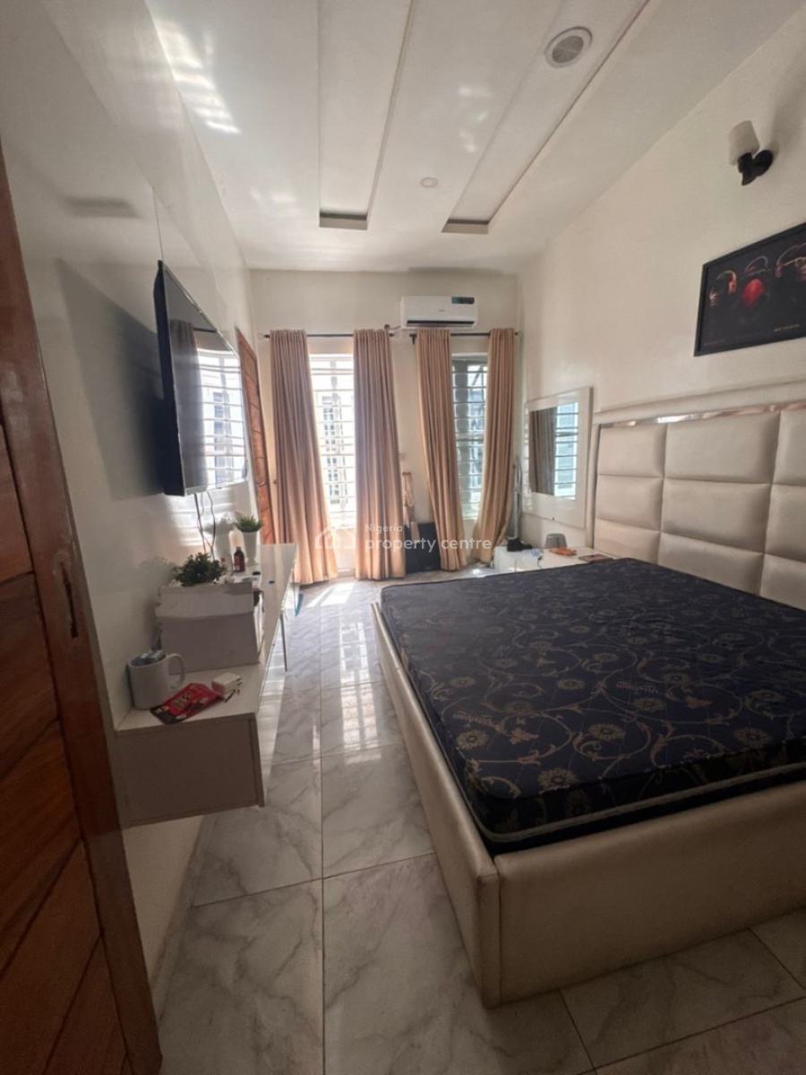 Self Contain, Ikota Villa Estate, Ikota, Lekki, Lagos, Self Contain (single Rooms) for Rent