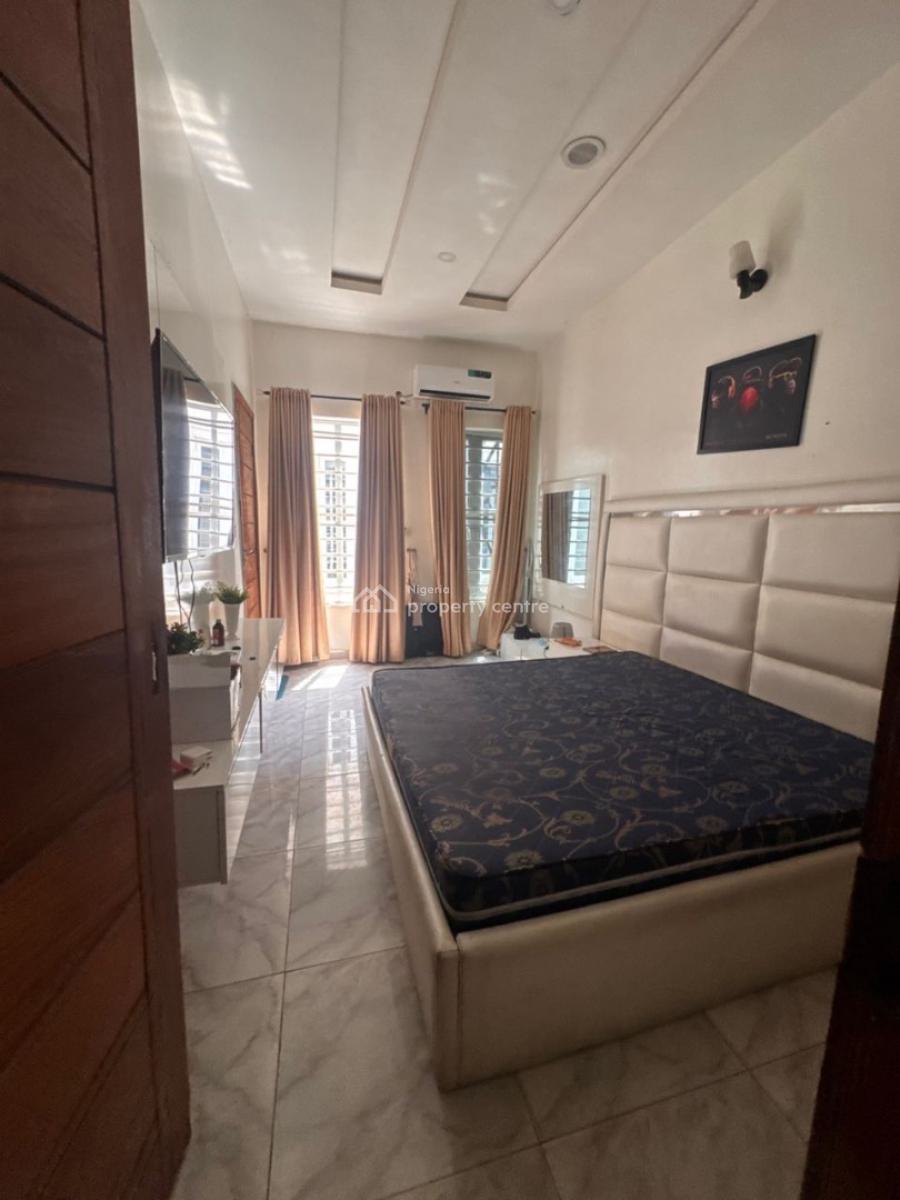 Self Contain, Ikota Villa Estate, Ikota, Lekki, Lagos, Self Contain (single Rooms) for Rent