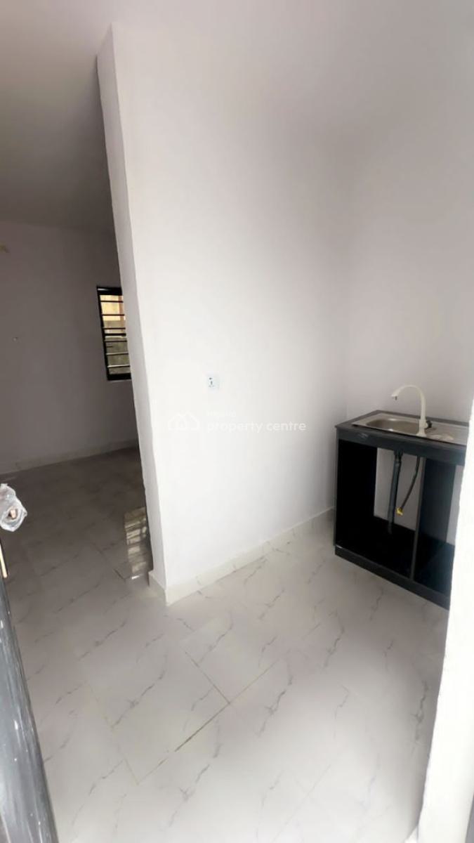 Massive Self Contain, Sangotedo, Sangotedo, Ajah, Lagos, Self Contain (single Rooms) for Rent