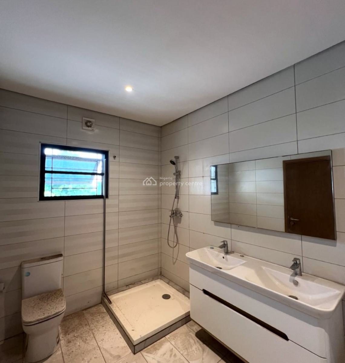 5 Bedroom Terrace Duplex Available at Lekki Phase 1, Lekki Phase 1, Lekki, Lagos, Terraced Duplex for Rent