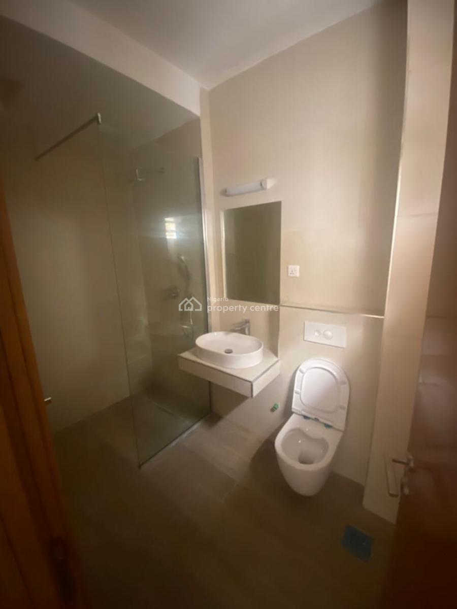 3 Bedroom Serviced Apartment with Pool and Gym Available at Ikoyi, Ikoyi, Lagos, Flat / Apartment for Rent