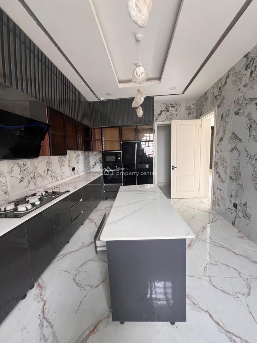 Spacious 5 Bedroom Fully Detached Duplex with Boys Quarters, Spacious 5 Bedroom Fully Detached Duplex with Boys Quarters,, Lekki Phase 1, Lekki, Lagos, Detached Duplex for Sale