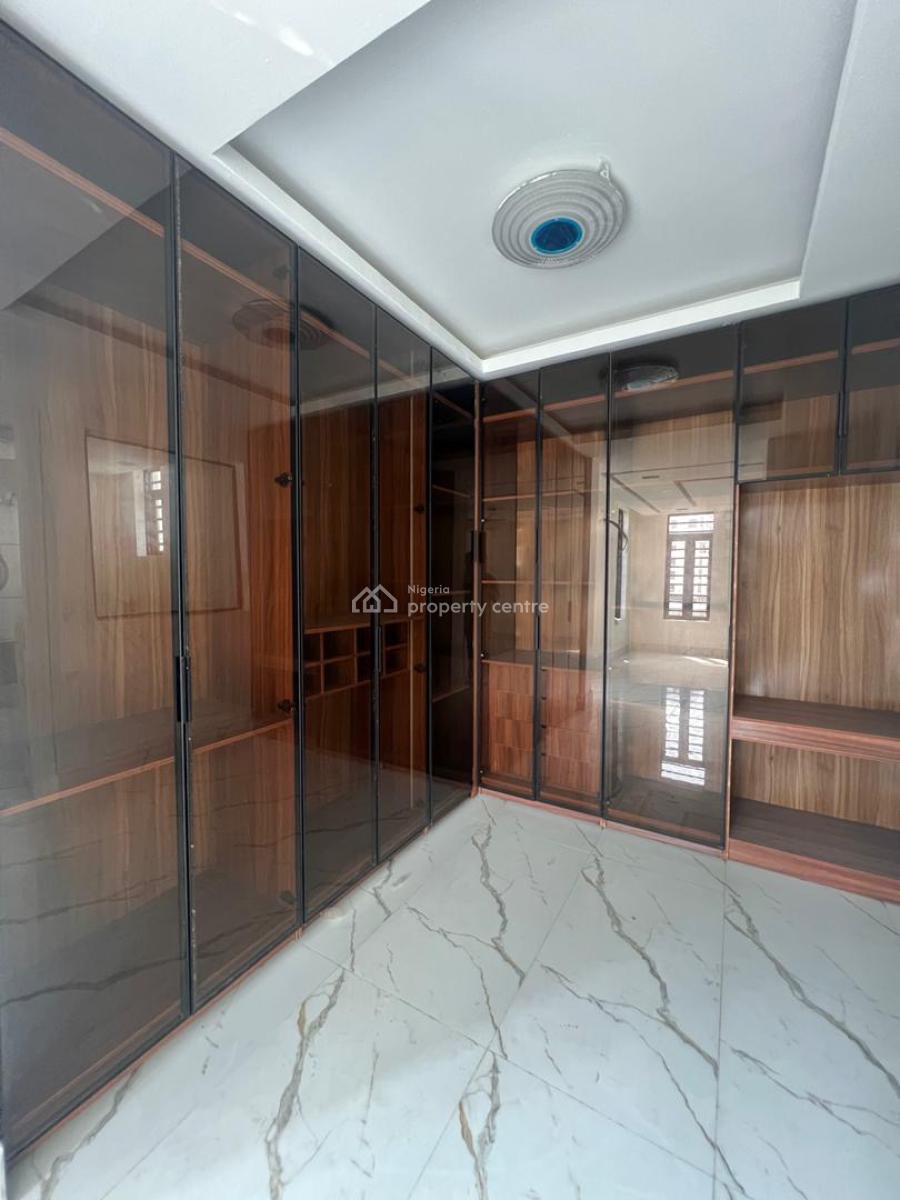 Spacious 5 Bedroom Fully Detached Duplex with Boys Quarters, Spacious 5 Bedroom Fully Detached Duplex with Boys Quarters,, Lekki Phase 1, Lekki, Lagos, Detached Duplex for Sale